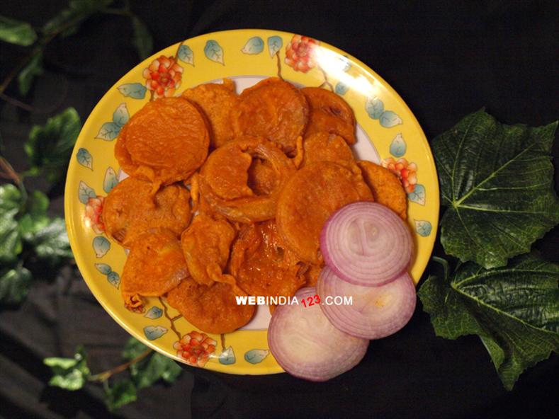 Potato and Onion Bhaji