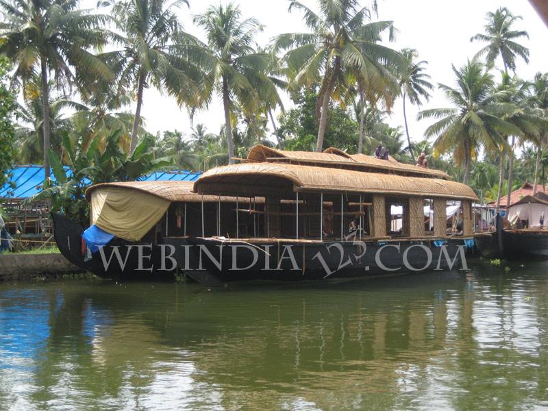 Alleppey Houseboat, Kerala