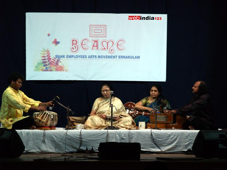 Sumitra Guha performing at Ernakulam, Kerala