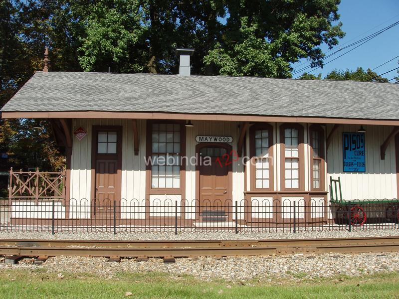 Historical Maywood, New Jersey Train
