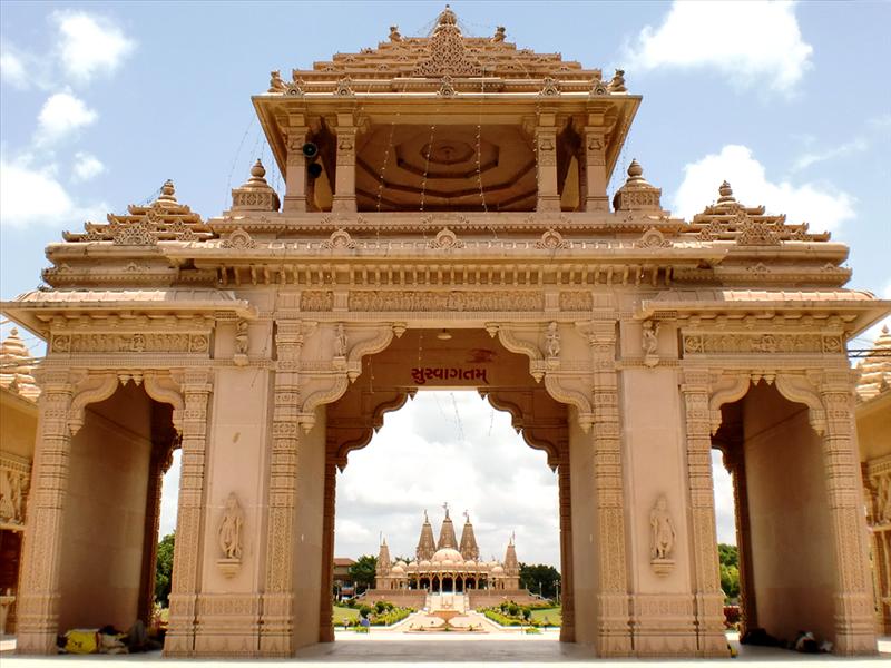 Gateway of Swaminarayan Temple