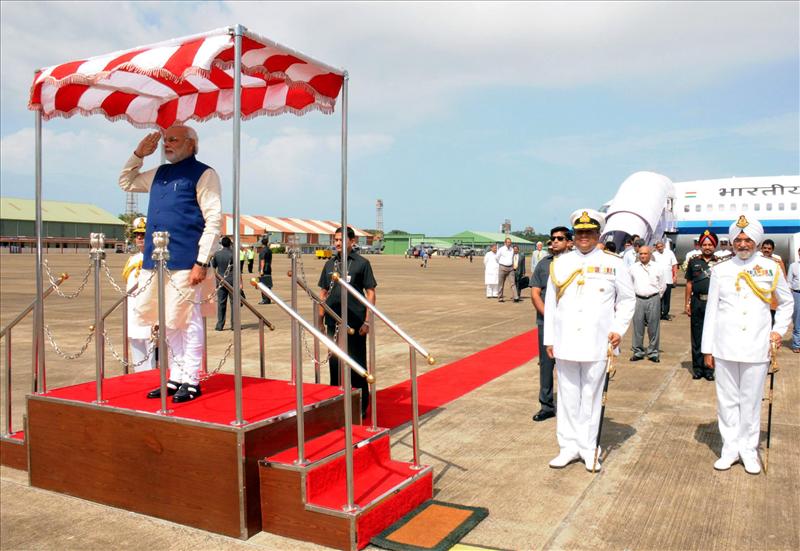 Prime Minister Narendra Modi inspecting the guard of Honour at INS Hansa Dabolim, Goa