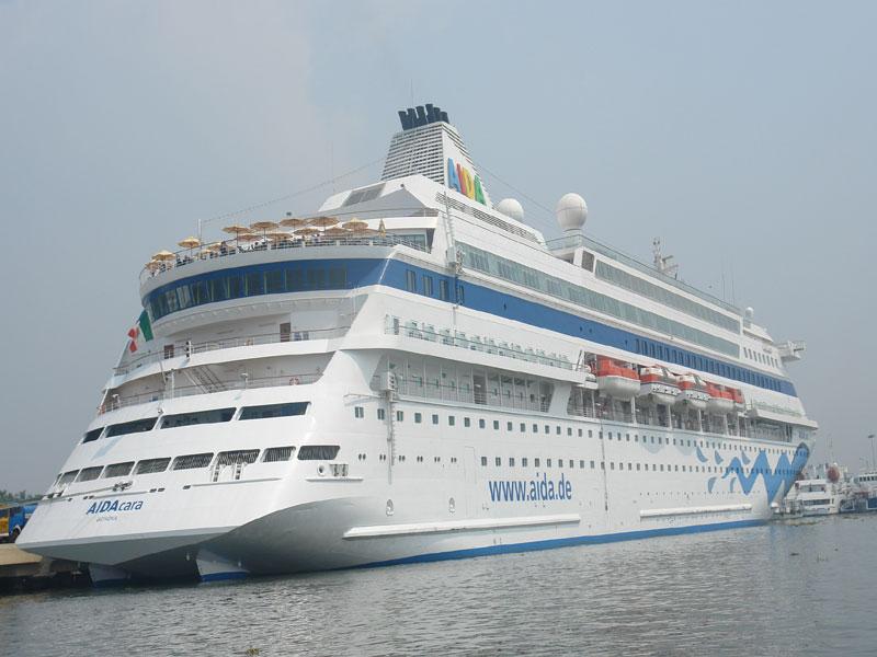 Cruise vessel AIDA CARA