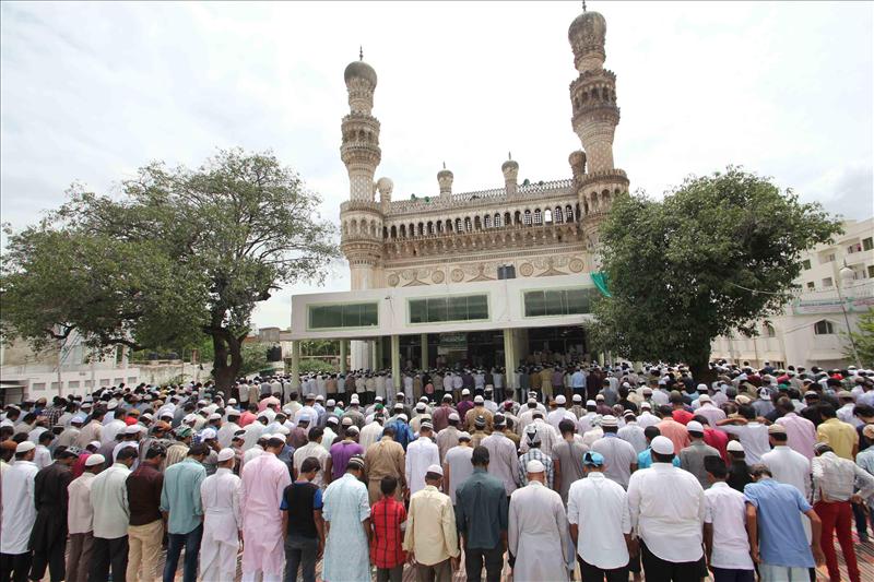 Jamia Masjid Qutub Shahi at Hyderabad