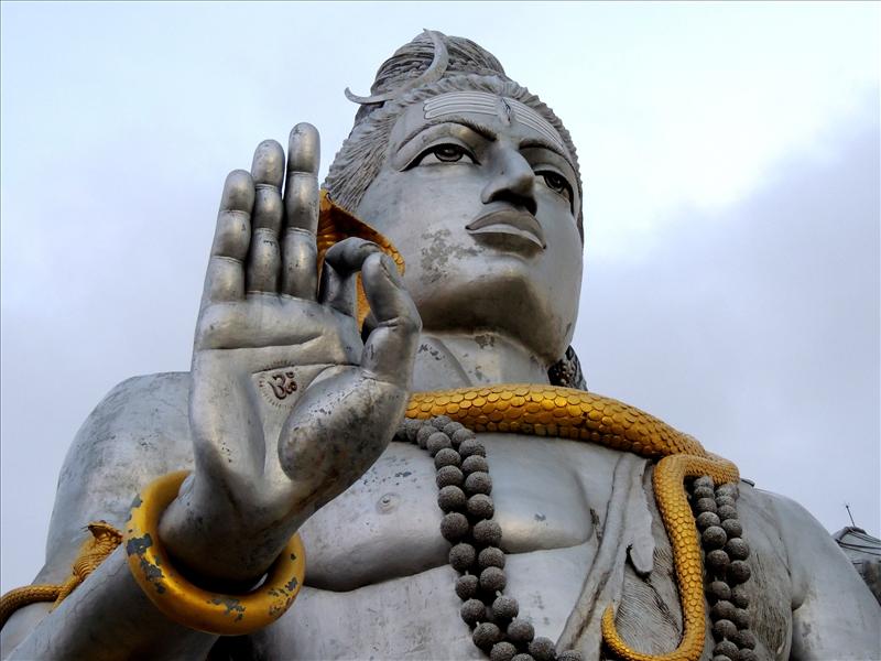 Murudeshwar, Karnataka, India - January 6, 2015: The statues of great Lord  Shiva in different reincarnations and guises in Murudeshwar Temple Stock  Photo - Alamy