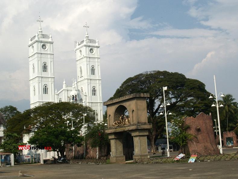 Basilica of Our Lady of Vallarpadam (St. Mary's Church)