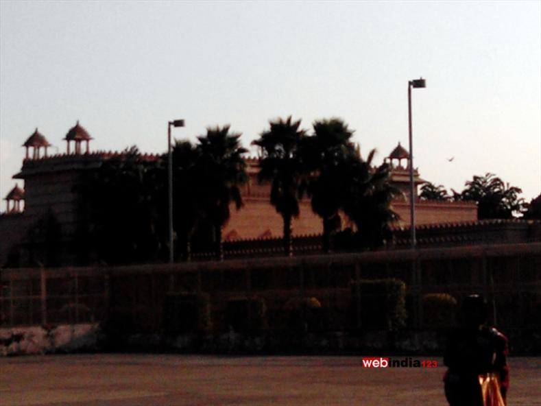 Distant view of Akshardham Temle, Delhi