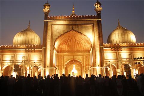 muslims at evening time in jama masjid in delhi