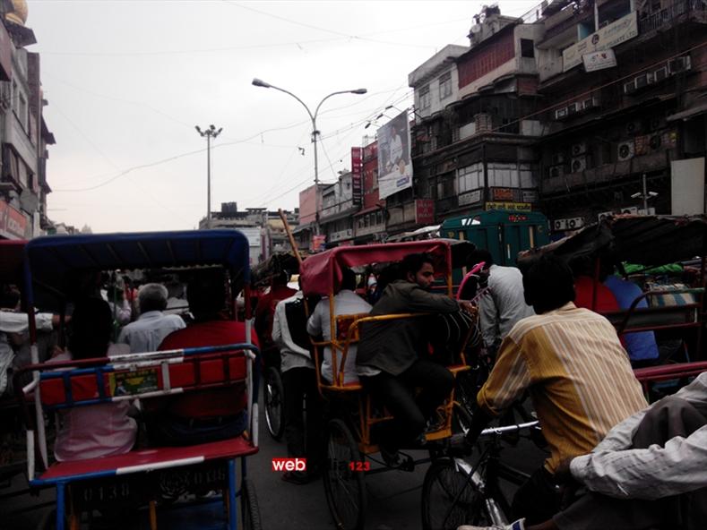 Busy Street Life Of Chandni Chowk