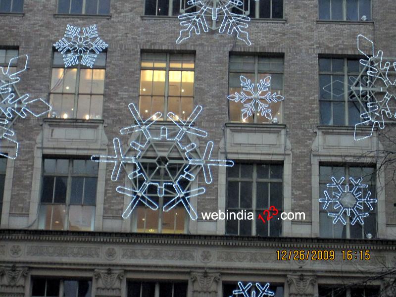Snowflake Christmas Decorations - New York City