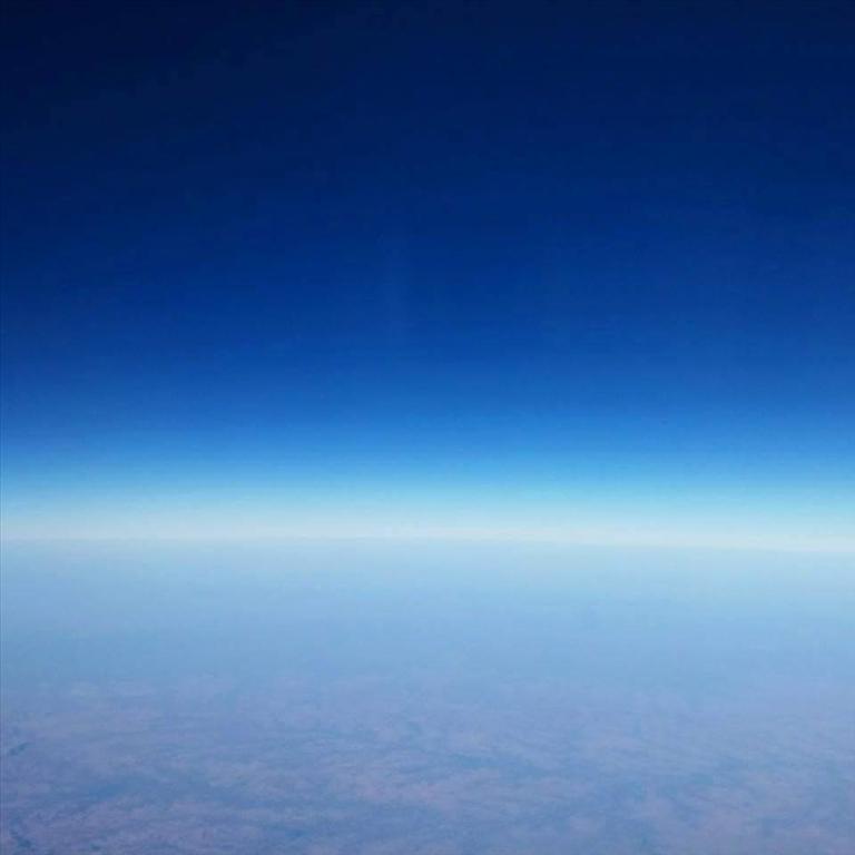 Beautiful Horizon from 20000ft