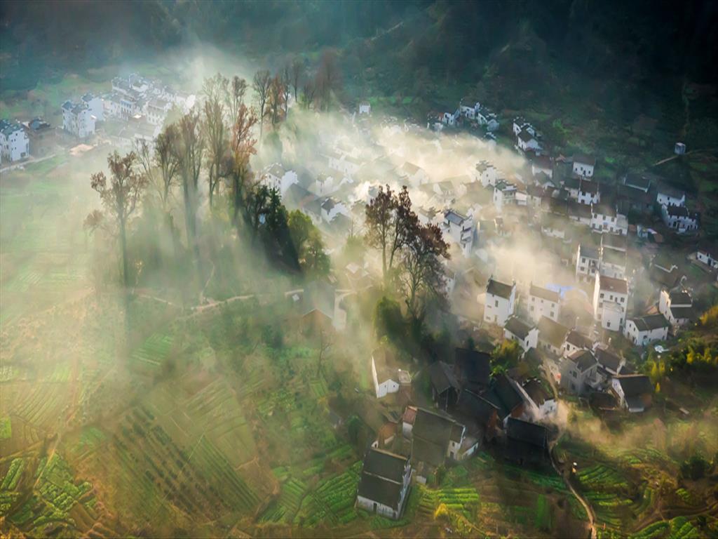 Autumn Days in Jiangxi Wuyuan County