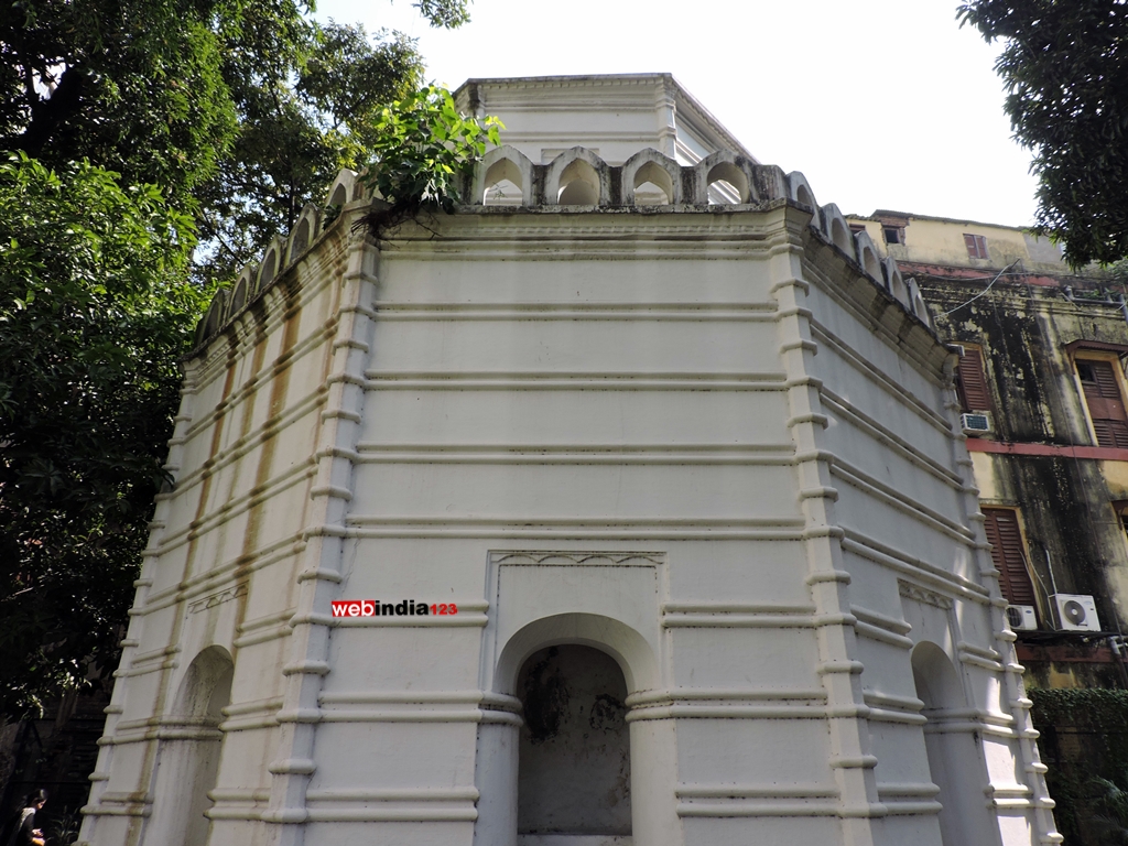 Job Charnock’s Tomb at St. John`s Church, Kolkata