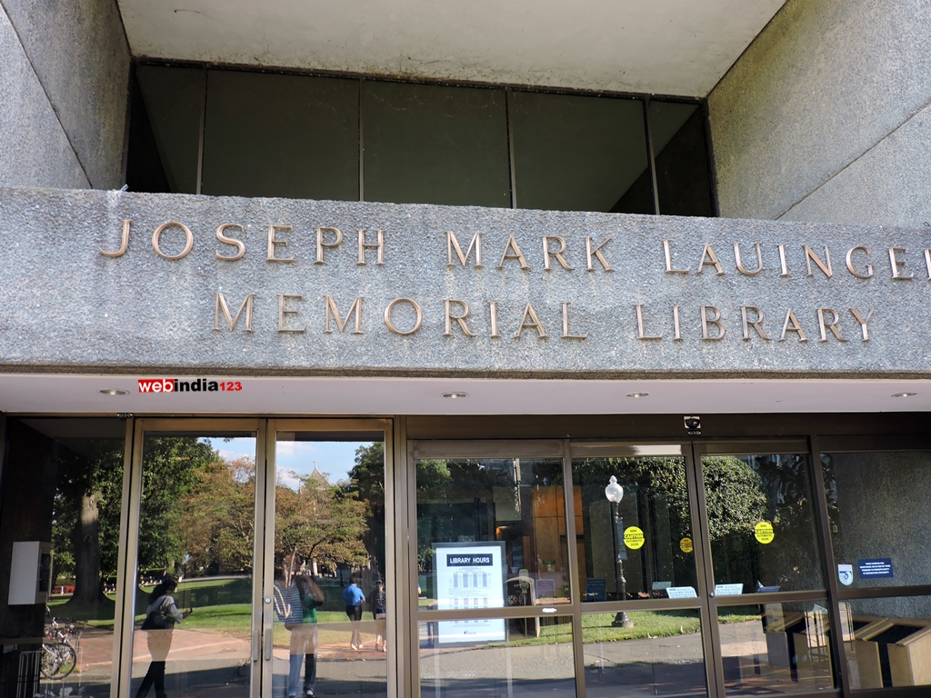 The Joseph Mark Lauinger Library,  Georgetown University