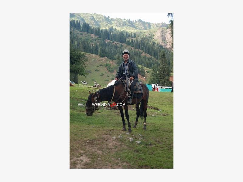 Driving Horse in Jety Oguz