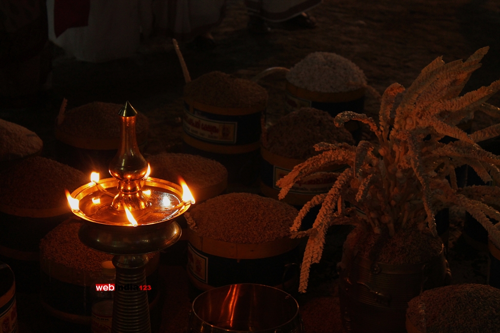 Lamp -  Guruvayur Utsavam 2016