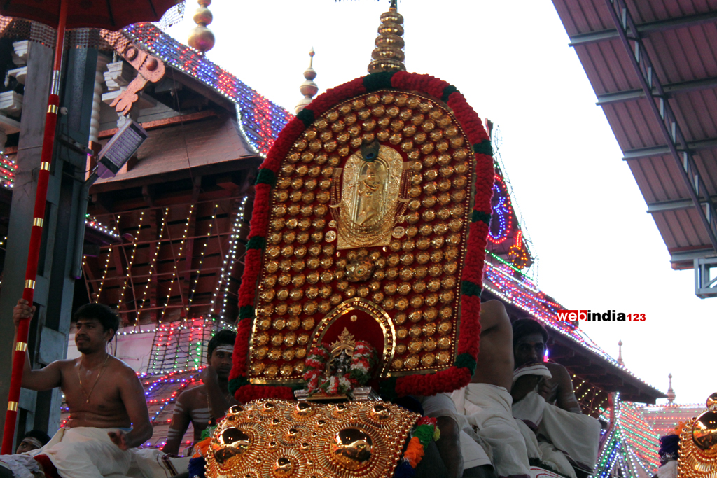 Thidambu - Guruvayur Utsavam 2016