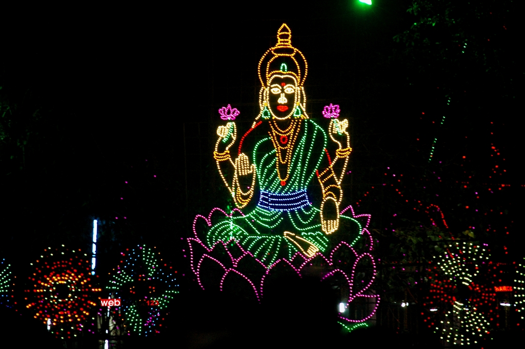 Kottankulangara Devi Temple - Kottankulangara Chamayavilakku 2016