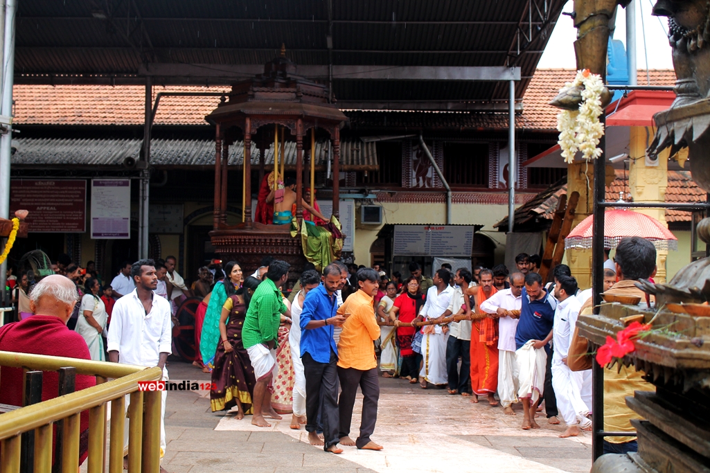 Kollur Sri Mookambika Temple Seeveli