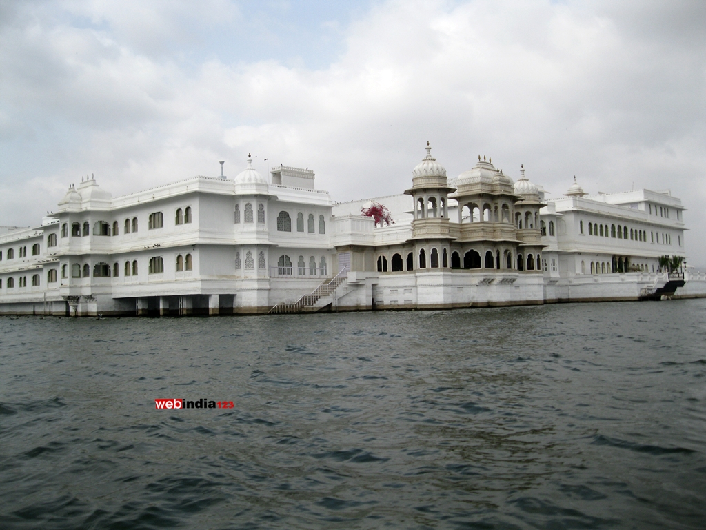 Taj Lake Palace, Udaipur from Boat