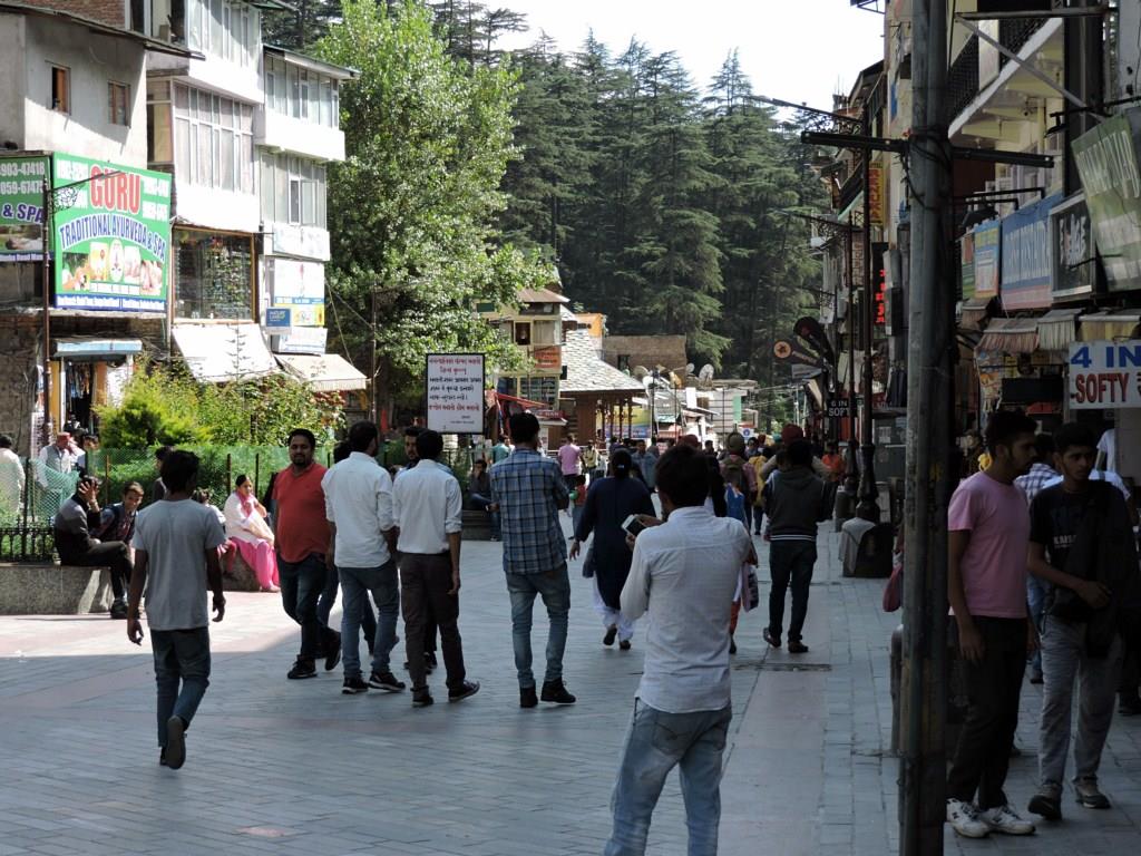Mall Road, Manali