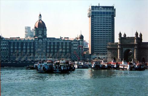 Taj Mahal Hotel & Gateway of India- Mumbai