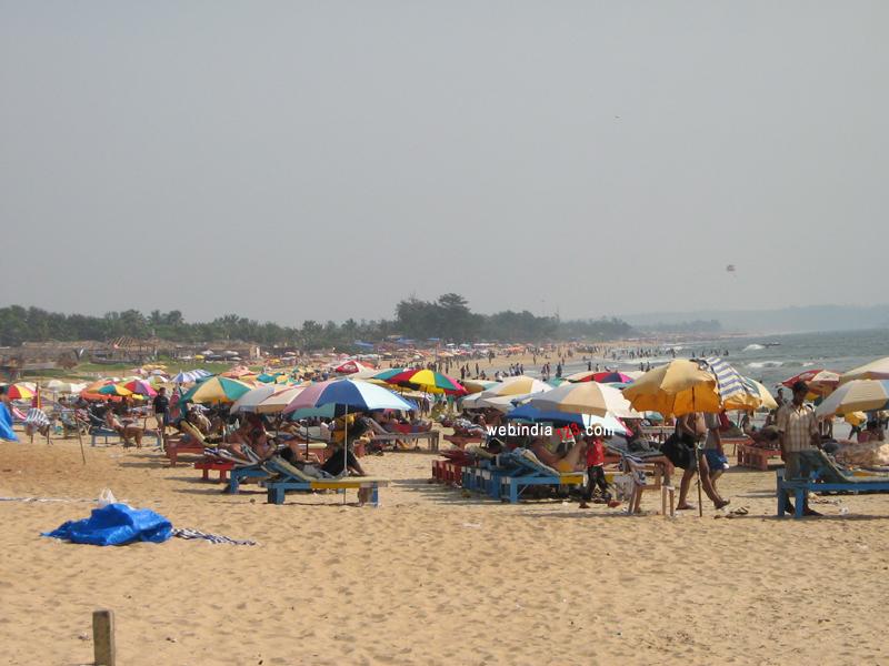 Crowd at Goa Beach