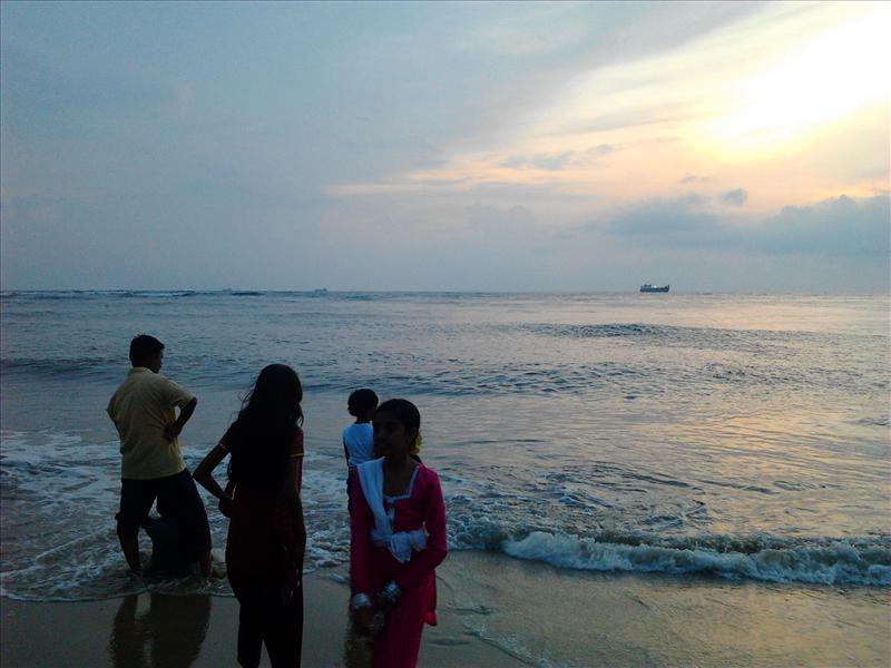 An evening at Fort Kochi Beach