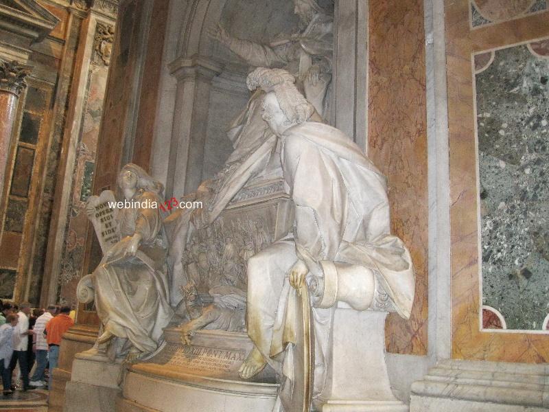 Sculptures at St Peter`s Basilica, Vatican
