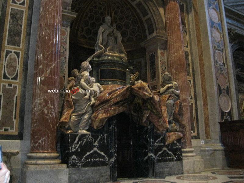 Sculptures at St. Peter`s Basilica, Italy