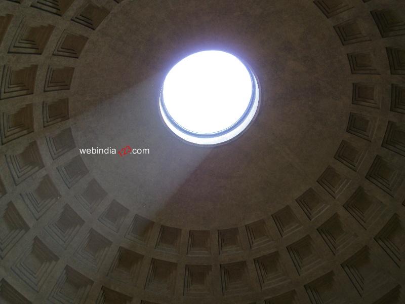 Pantheon or Basilica di santa Maria ad Martyres