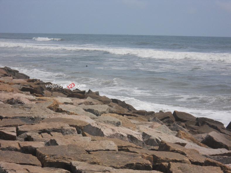 Snehatheeram Beach, Thrissur