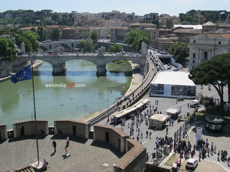 Crowd at Ponte Sant`Angelo, Rome Italy