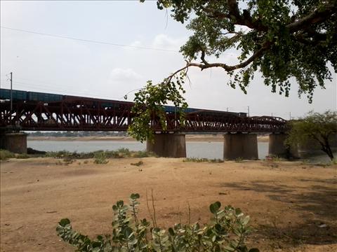 old naini bridge